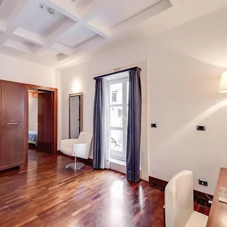 Royal Maniace Syracuse