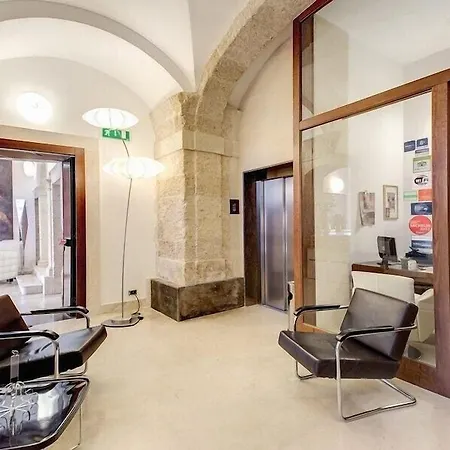 Royal Maniace Готель 4*