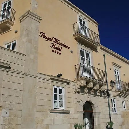 Royal Maniace 4*